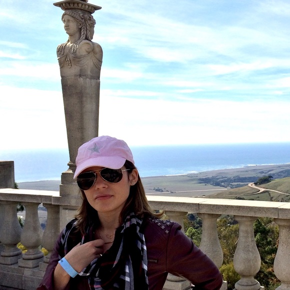 Meet the Posher Other - Meet your Posher, Sara